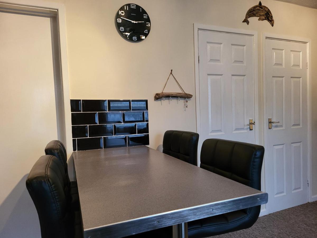 Sandy Beach Hill View Apartment 브린 외부 사진