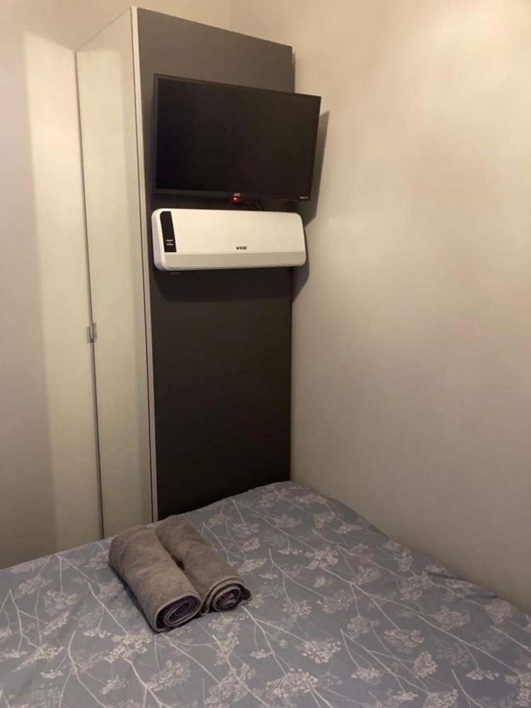 Sandy Beach Hill View Apartment 브린 외부 사진